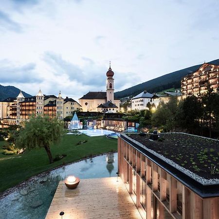 Adler Spa Resort Dolomiti Ortisei Esterno foto