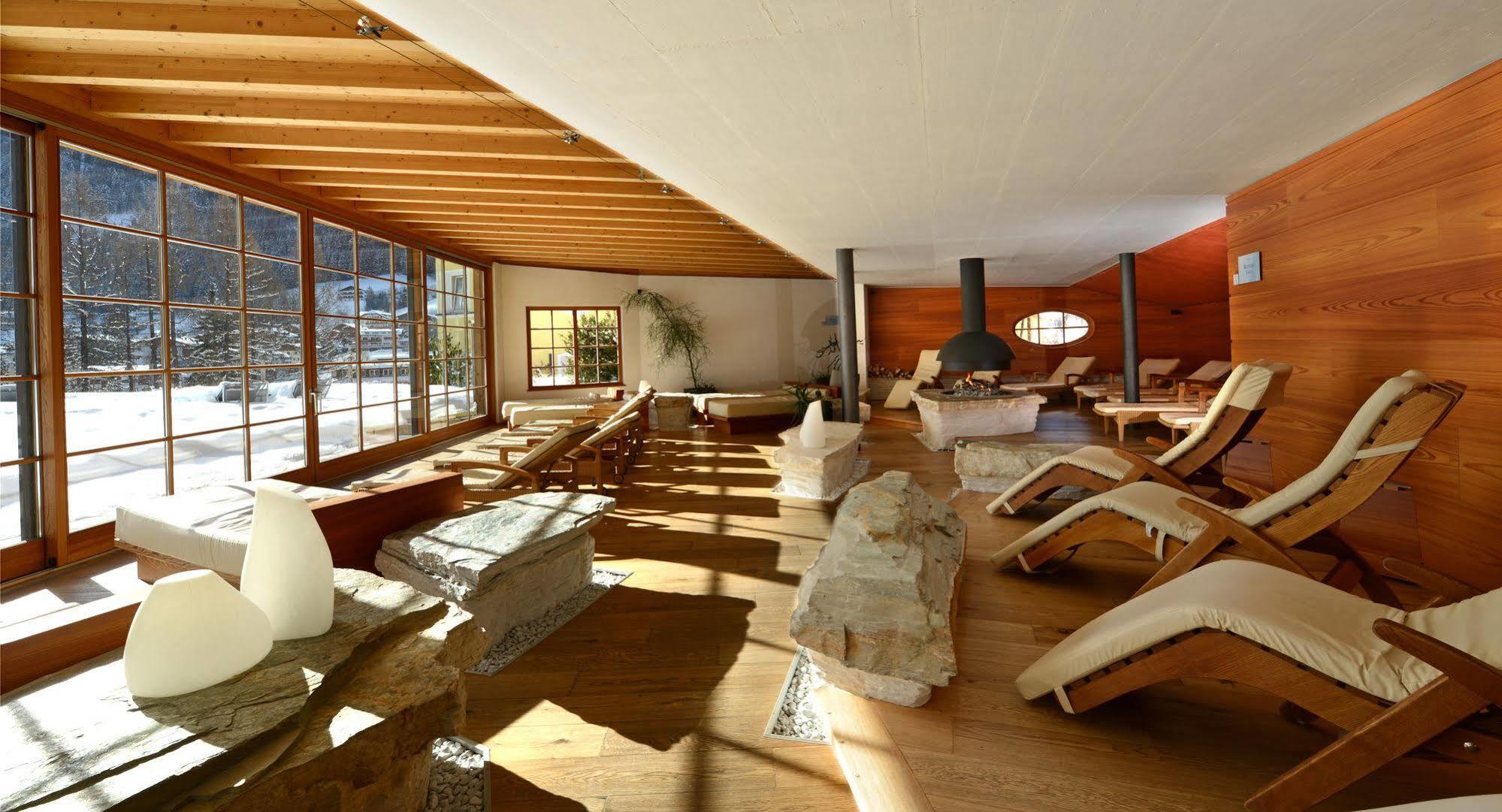 Adler Spa Resort Dolomiti Ortisei Esterno foto